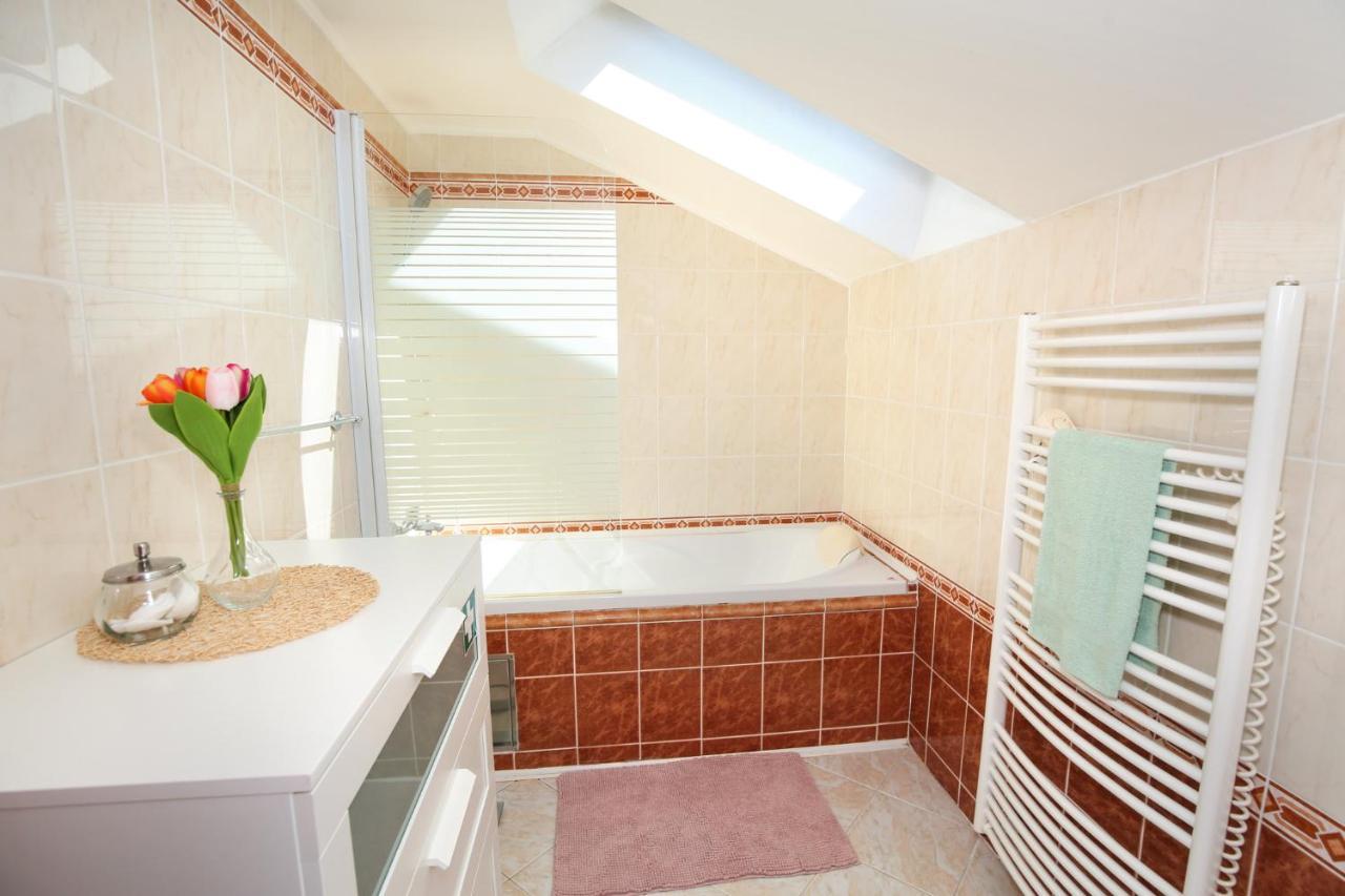 Apartman Daniela Apartment Banska Stiavnica Ngoại thất bức ảnh